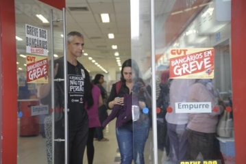 Após 31 dias de greve, bancários retornam ao trabalho hoje