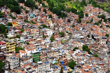 Extrema pobreza aumenta na América Latina e atinge nível mais alto desde 2008, diz CEPAL