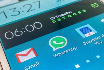 WhatsApp é principal fonte de informação do brasileiro, diz pesquisa