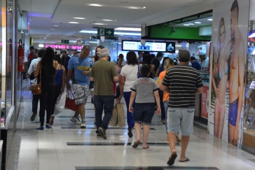 Shoppings registram crescimento de 9,5% em vendas de Natal