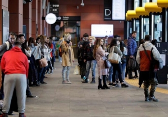 Nova Zelândia tem abraços, compras e mãos dadas: desconfinamento