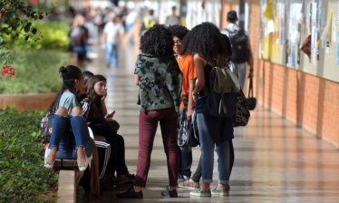 Estudantes com Fies podem suspender parcelas