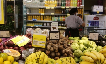 Preços de alimentos básicos sobem em 17 capitais em setembro