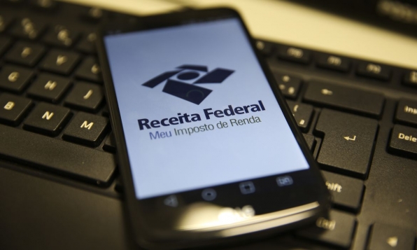 Imposto de Renda: Receita Federal alerta para golpe do aplicativo falso