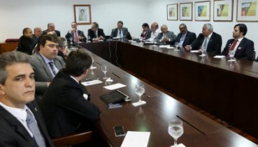 Centrais insistem para que governo não vete alternativa ao fator previdenciário